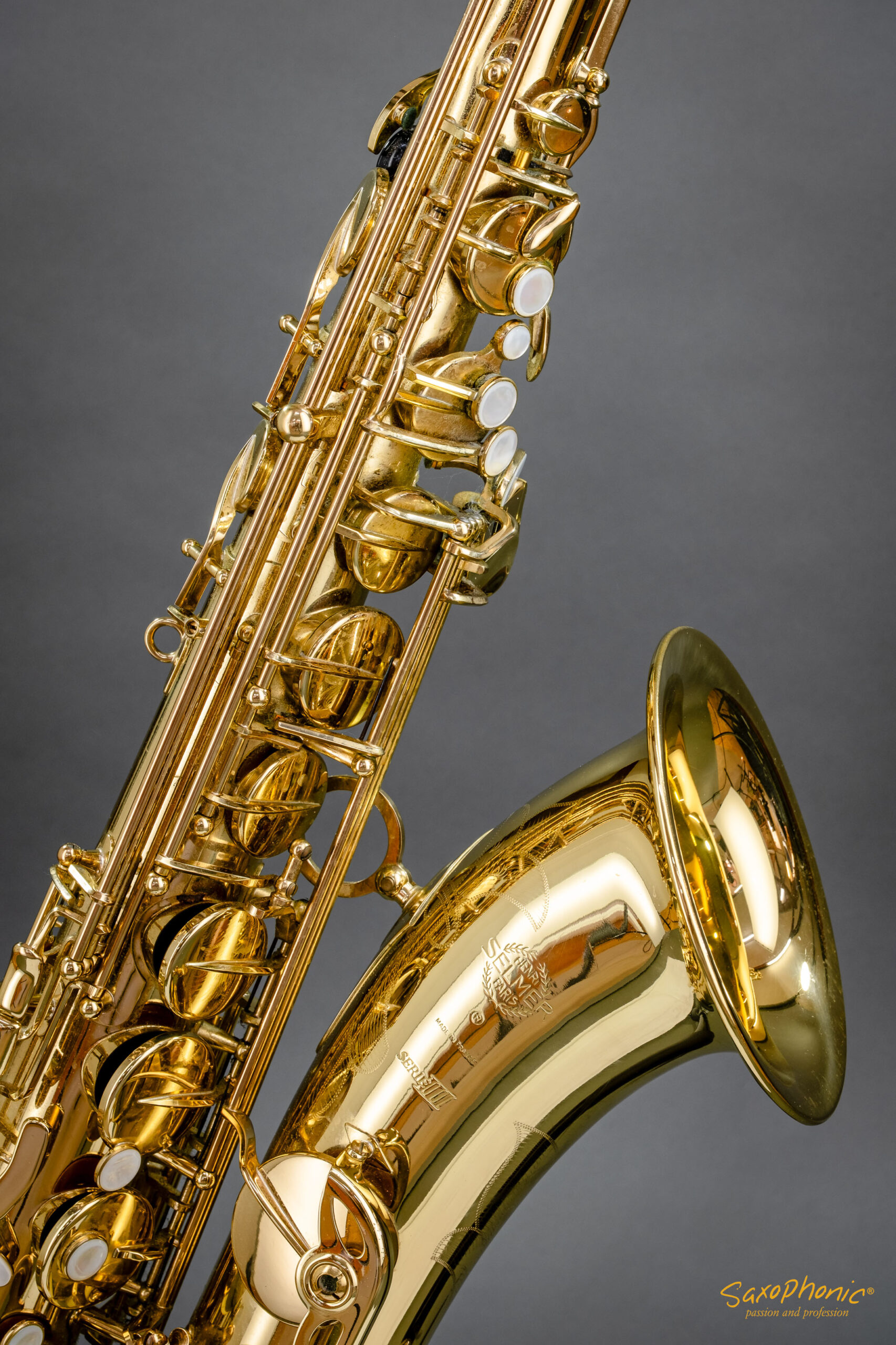 **In stock** Tenor Saxophone Henri SELMER Paris Series III, lacquered with engraving, from first owner, 643xxx,
